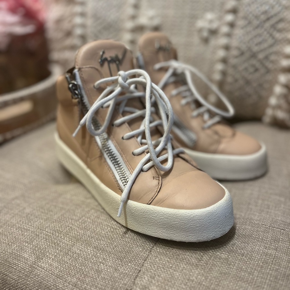 Giuseppe Zanotti sneakers high top neutral pink (size 37 1/2)